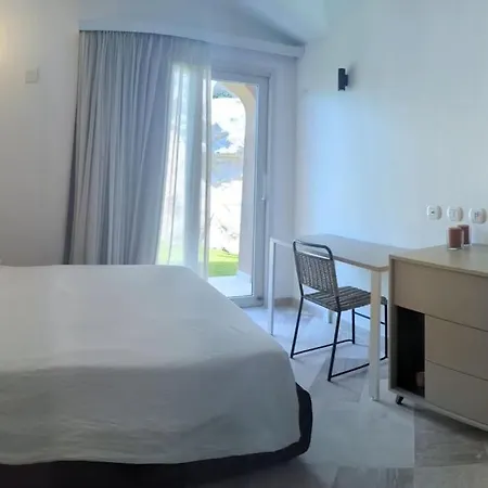 Supreme Location With Pool At Cala Sassari Semesterbostad