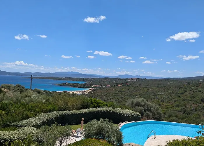 Supreme Location With Pool At Cala Sassari *