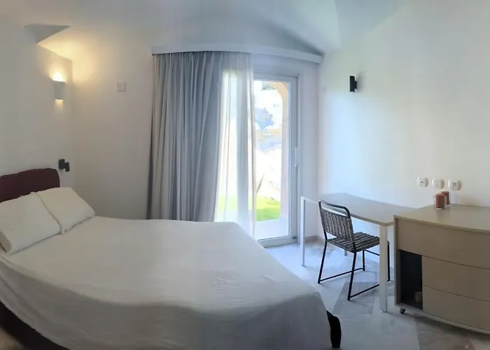 Supreme Location With Pool At Cala Sassari Дом отдыха *