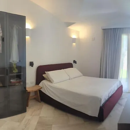 Supreme Location With Pool At Cala Sassari